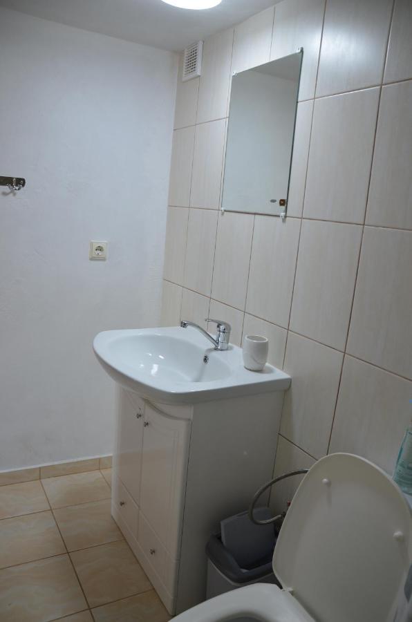 Nameliu Ir 2-4 Vietu Kambariu Nuoma Sventojoje, Zuvedru G Otel Šventoji Dış mekan fotoğraf